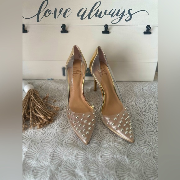 Studded heels - Picture 1 of 2